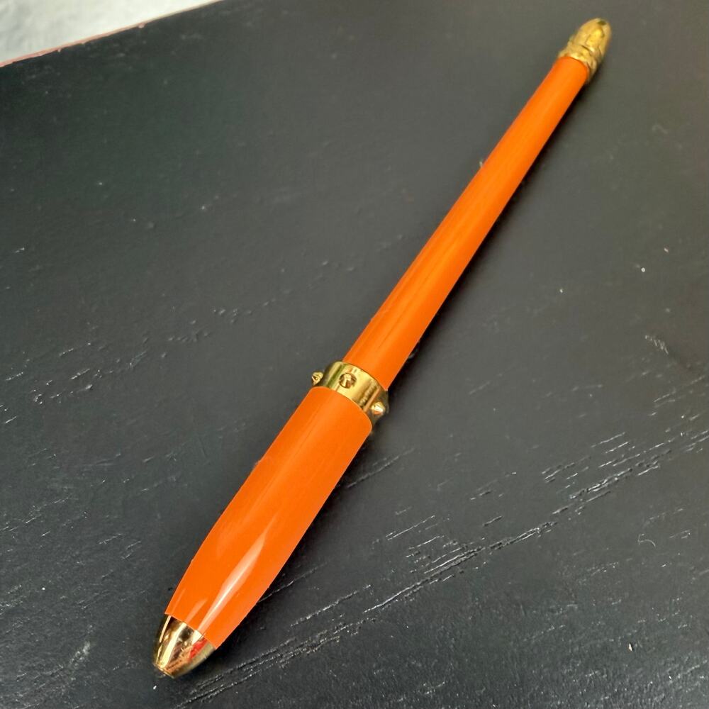 Louis Vuitton orange agenda ink pen. Used good condition!! - Picture 7 of 11